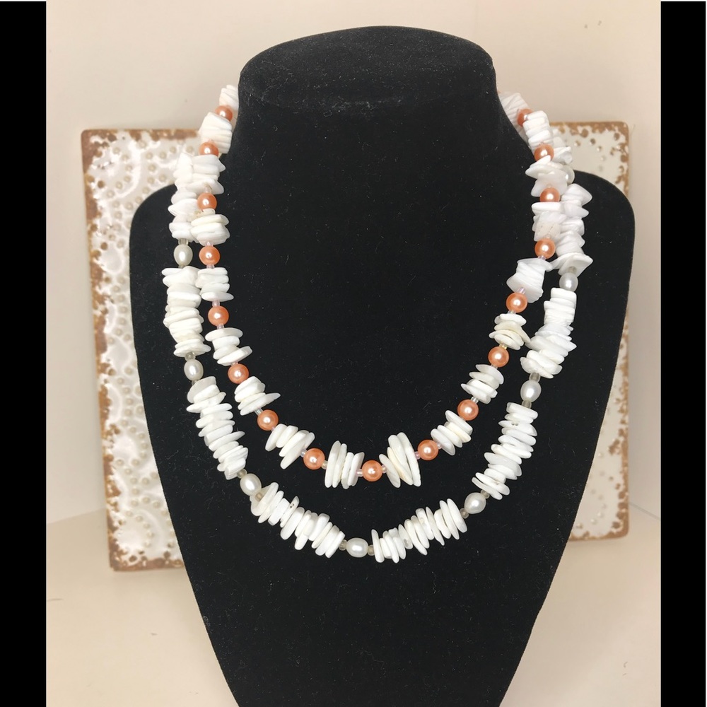 2shell and faux pearl necklaces